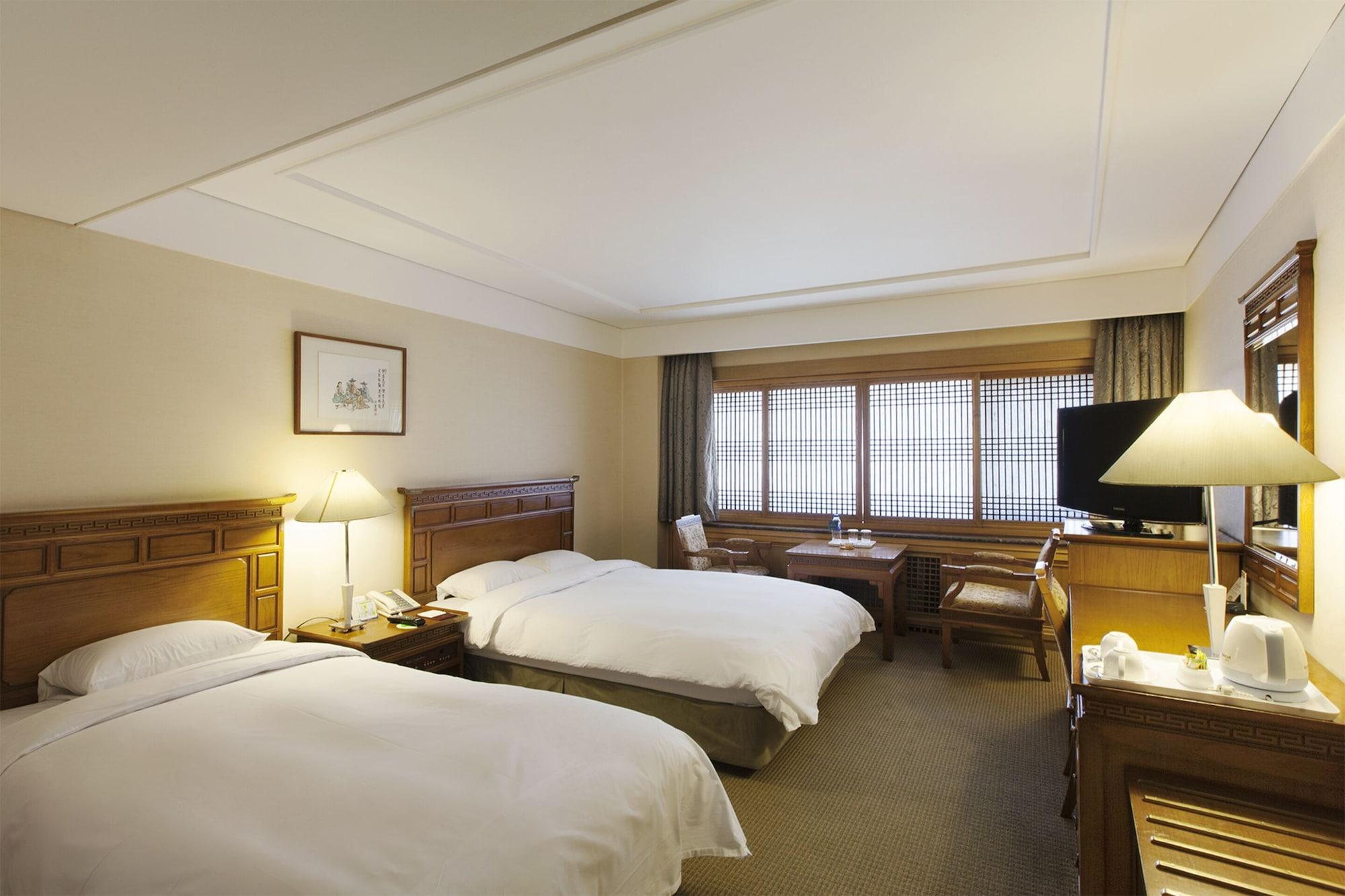 Commodore Hotel Busan Eksteriør billede